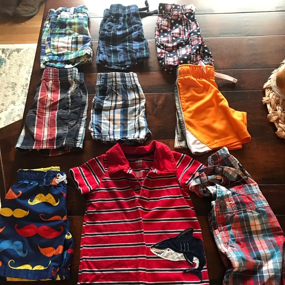 12 mo- 18 mo shorts, tshirts, jammies winter suit - Picture 2 of 3